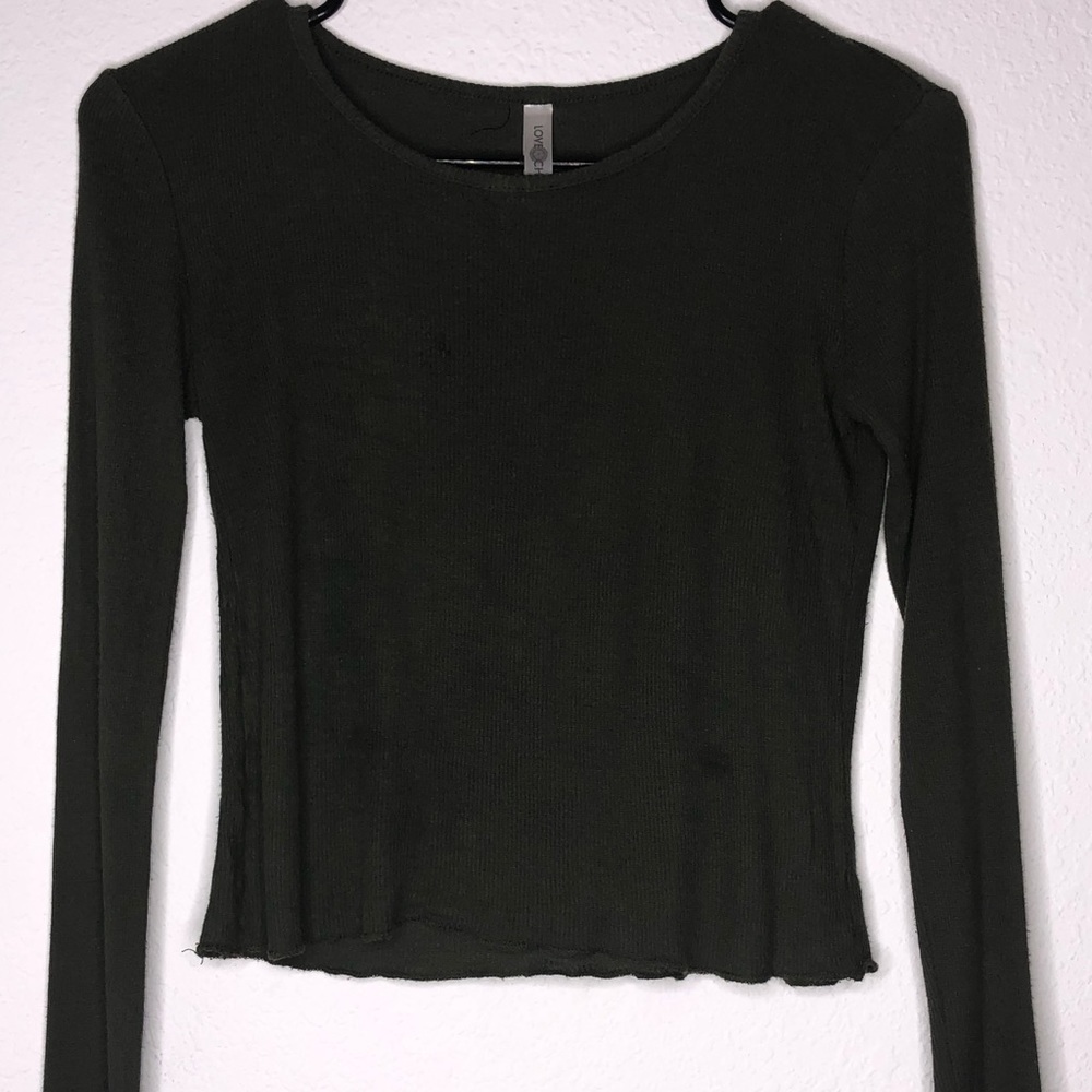Love charm crop top